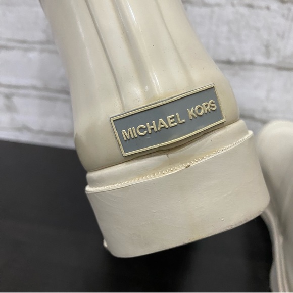 MICHAEL Michael Kors Beige Sand Textured Rubber Lugged Soles Rain Boots Size 8 - Picture 13 of 16